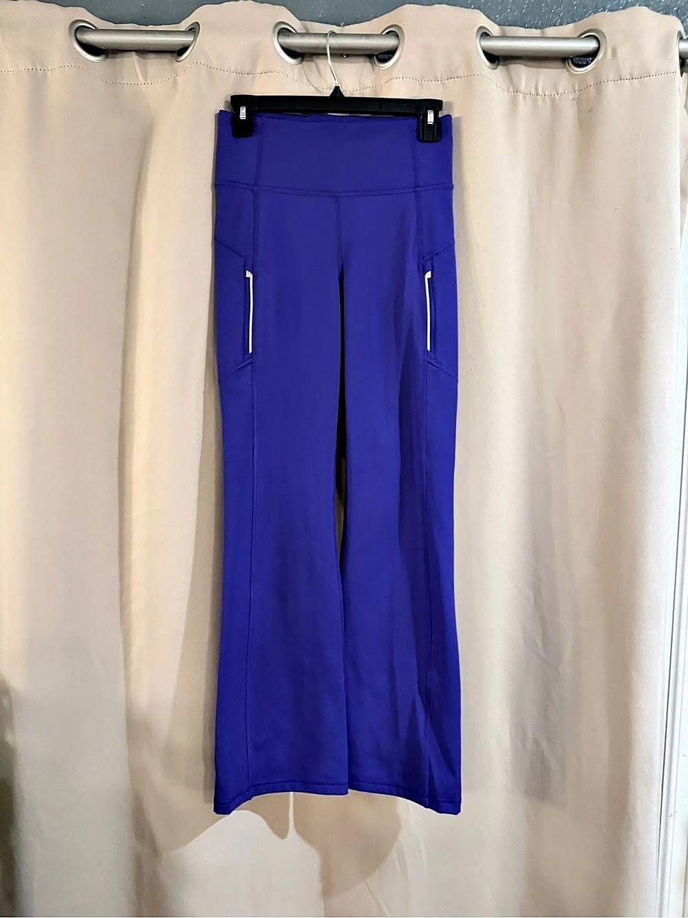 Athleta Rainier Bootcut Pant Athletic Leggings in Small